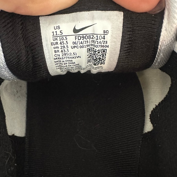 Nike Air Max Sneakers - White, Black, Yellow - Picture 5 of 6